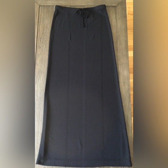 Express Dresses & Skirts - Express maxi black skirt size XS